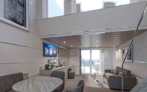 YCD – Yacht Club duplex Suite, Deluxe