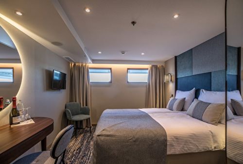 Double Cabin - Emerald Deck