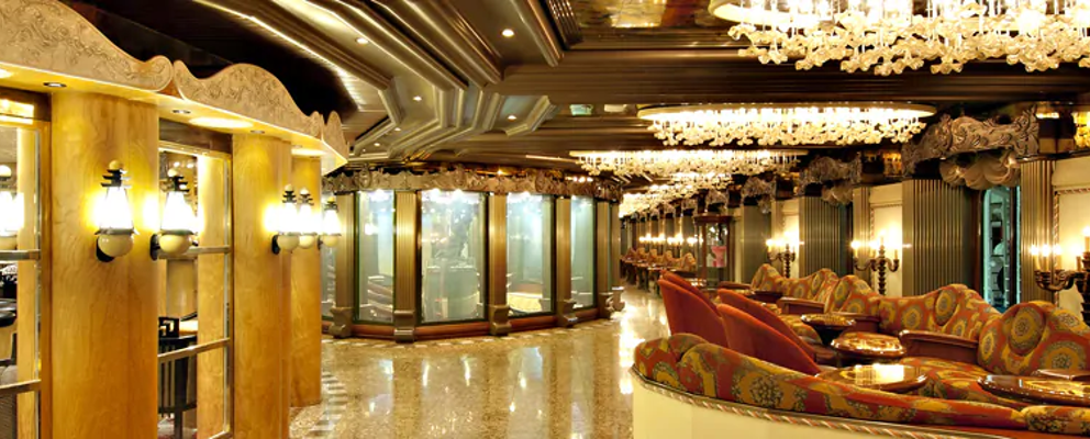 Via Veneto Upper PromenadeClose