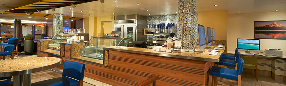 Internet Café, JavaBlue Café & Shake Spot