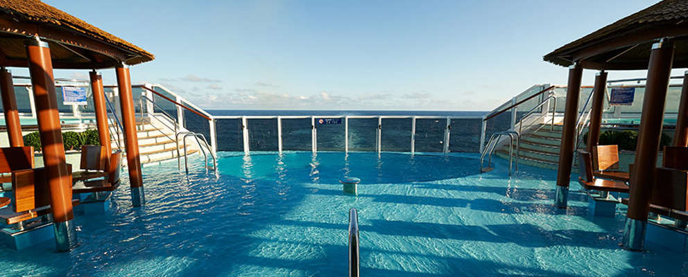 carnival-panorama-havana-gallery-5