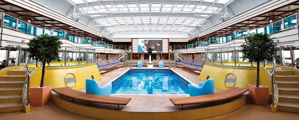 Deliziosa overdækket pool