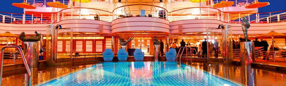 Fascinosa Poolen om aftenen