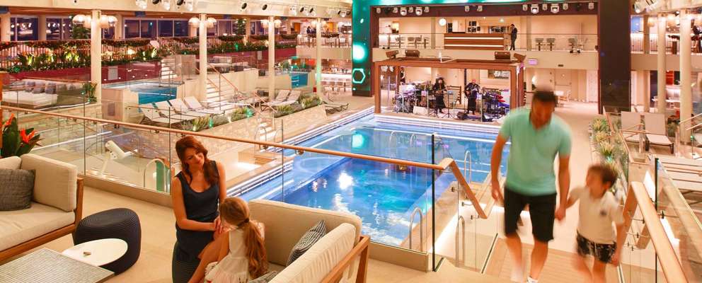 Costa Smeralda overdækket pool