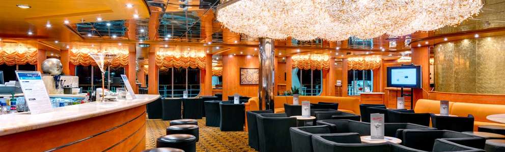 MSC Armonia bar