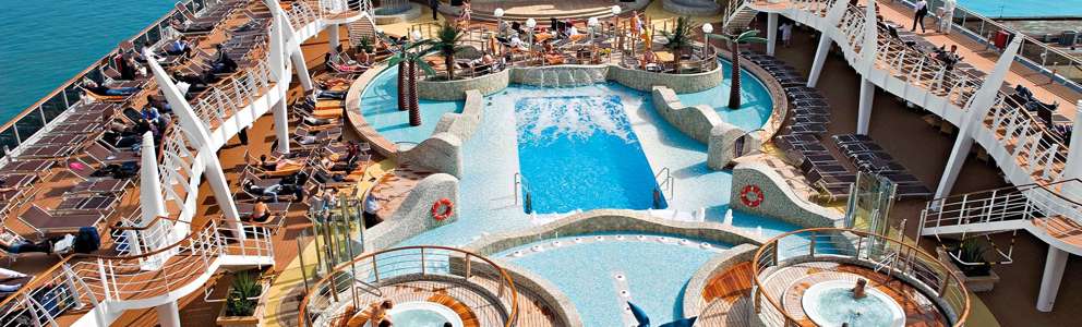 MSC Fantasia pooldæk