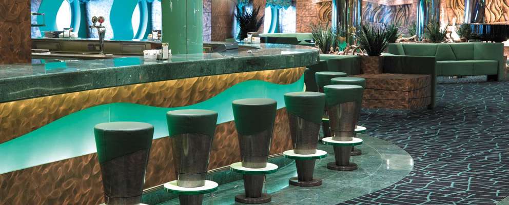 MSC Fantasia bar og lounge