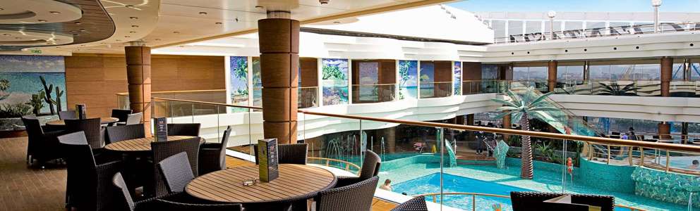 MSC Fantasia poolbar