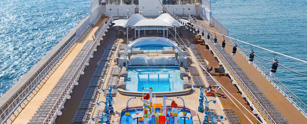 MSC Lirica Pooldæk