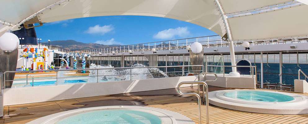 MSC Lirica Piscine Pool