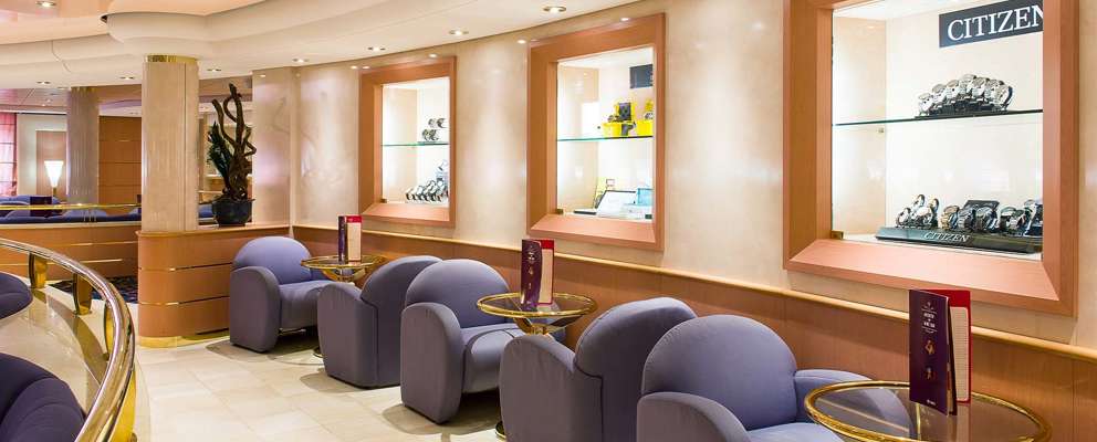 MSC Lirica Beverly Hills bar