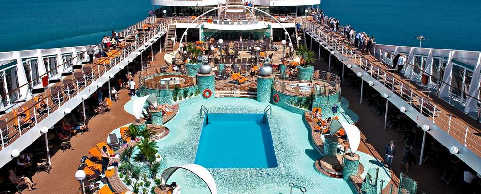 MSC Magnifica Pooldæk