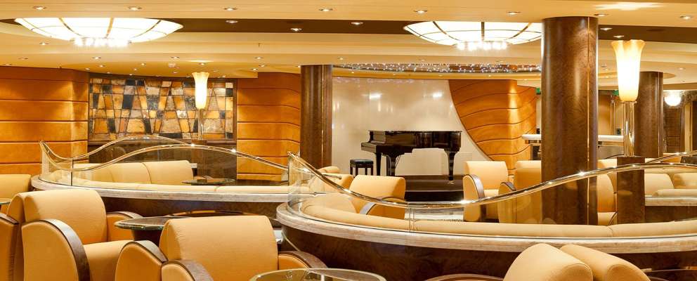 MSC Magnifica Topazio Bar