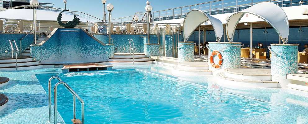 MSC Poesia Sculpture Pool
