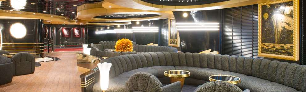 MSC Preziosa Pianobar