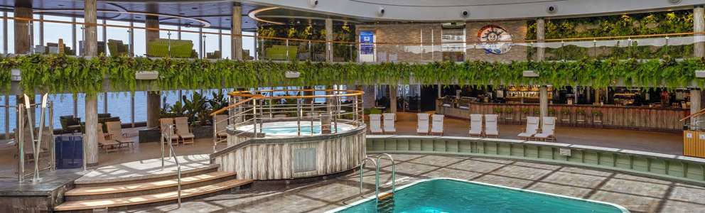 MSC Seashore Jungle pool