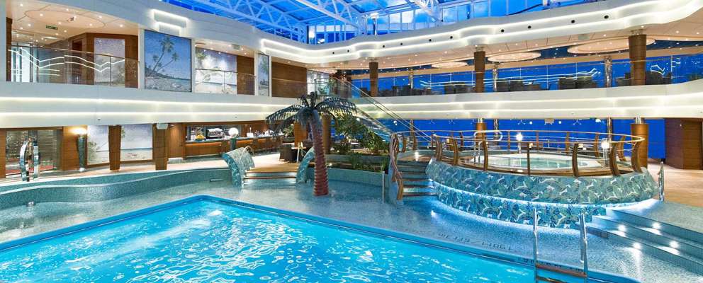 MSC Splendida Overdækket pool