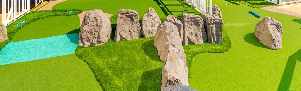 Norwegian Bliss Minigolf