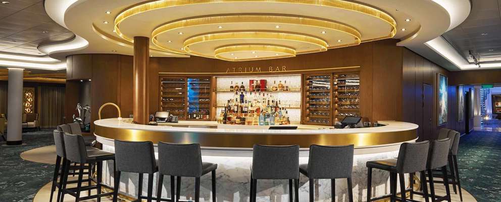 Norwegian Bliss Atrium bar
