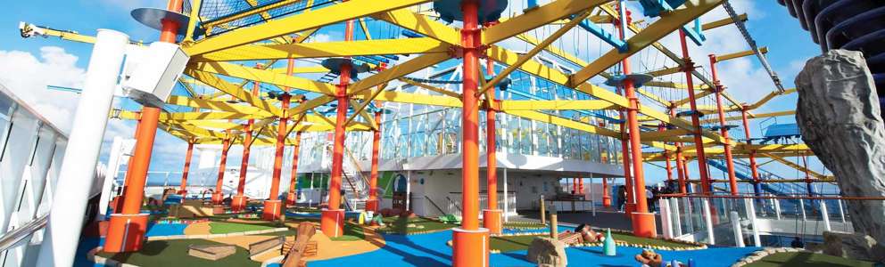 NCL Breakaway Minigolf