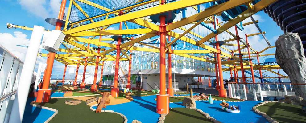 NCL Breakaway Minigolf