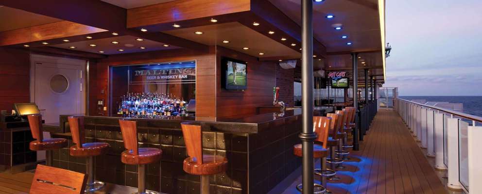 NCL Breakaway Maltings bar