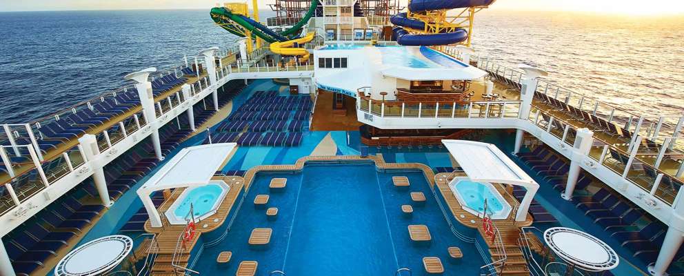 NCL Escape Pooldæk