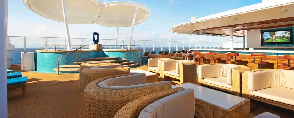 NCL Escape Vibe Lounge