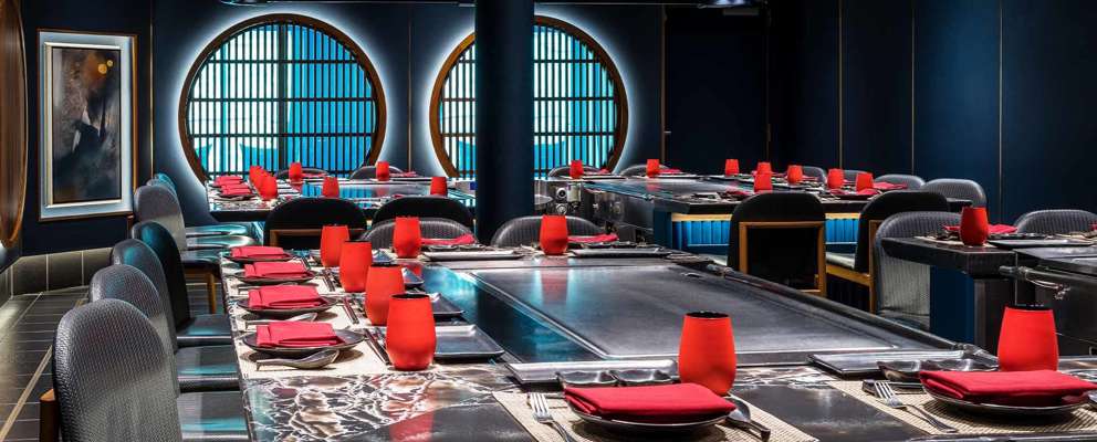 NCL Gem Teppanyaki restaurant