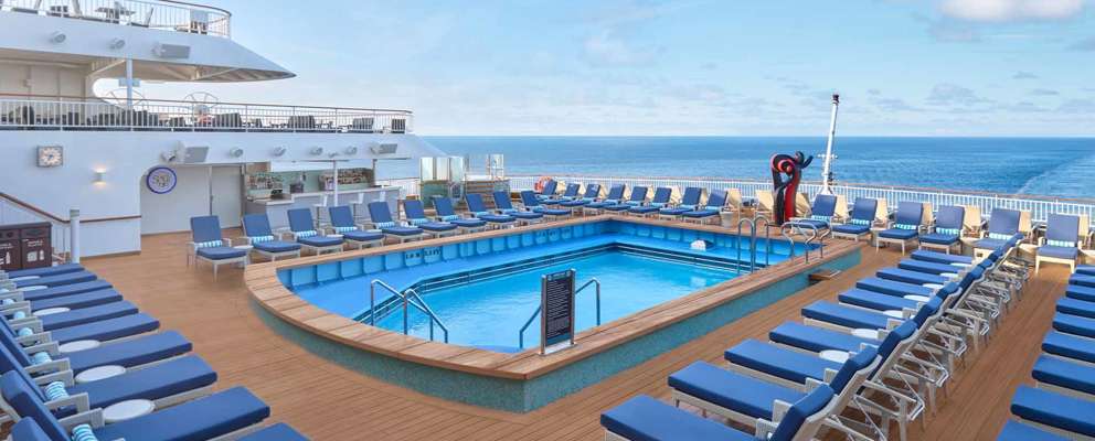 NCL Spirit Spize H2O Beach Club