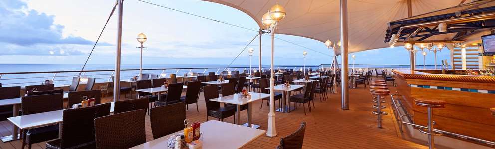 Norwegian Sun Great outdoors bar