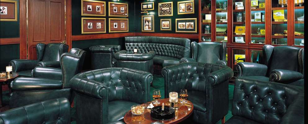 Norwegian Sun Cigarbar