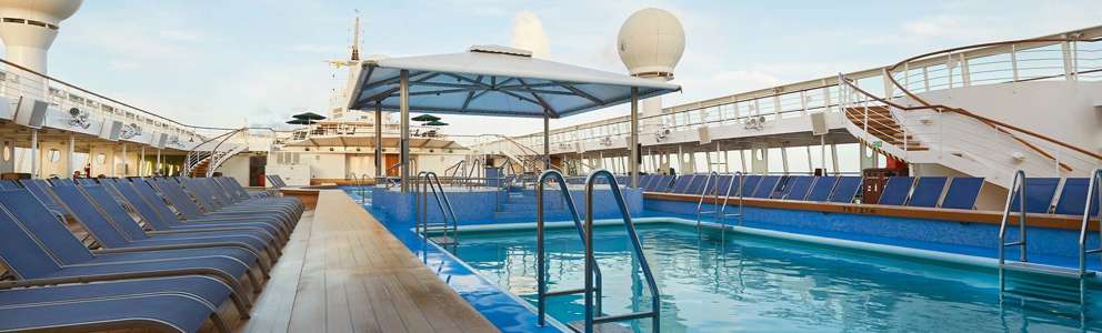 Norwegian Sun Pool