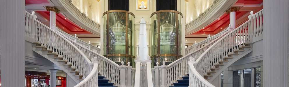 Norwegian Pride Of America Capitol Atrium