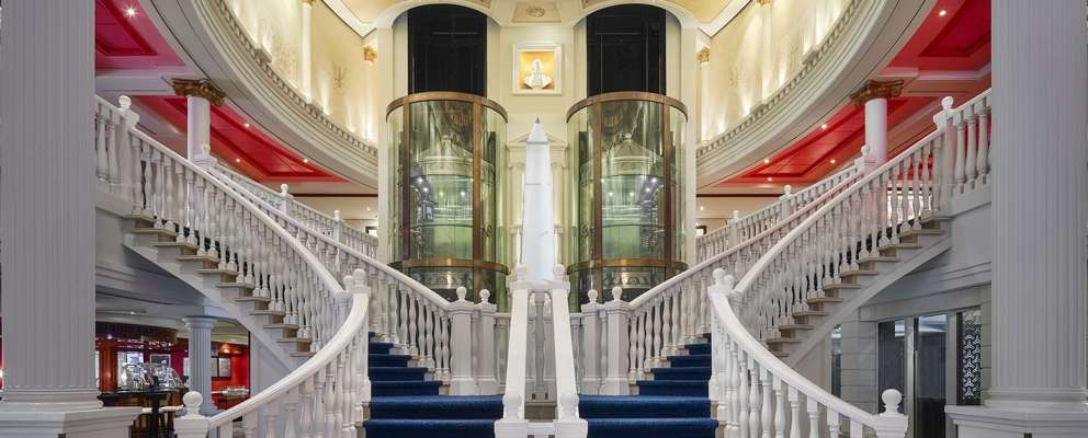 Norwegian Pride Of America Capitol Atrium