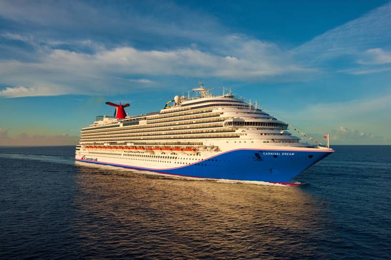 Positionskrydstogt fra Barcelona med Carnival Dream