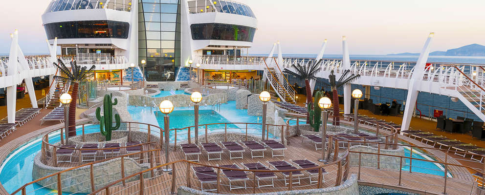 MSC Splendida, Main Pool dæk
