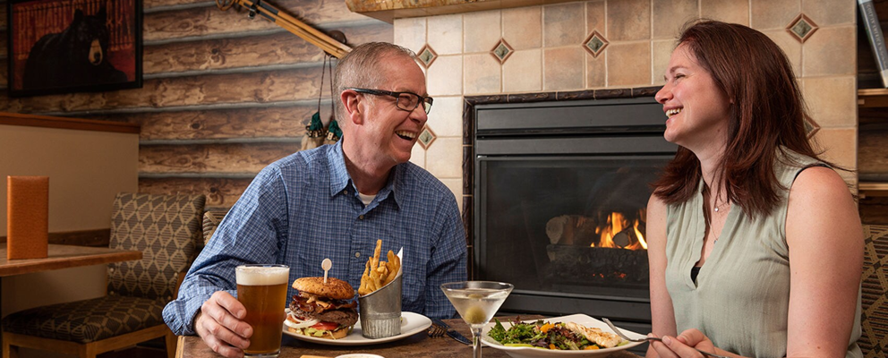 Tracker's Bar & Grill