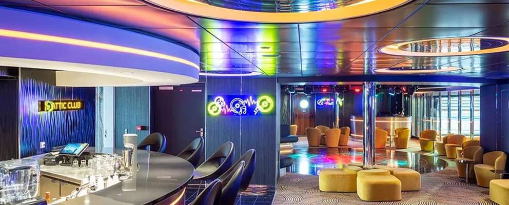 vi_-attic-club